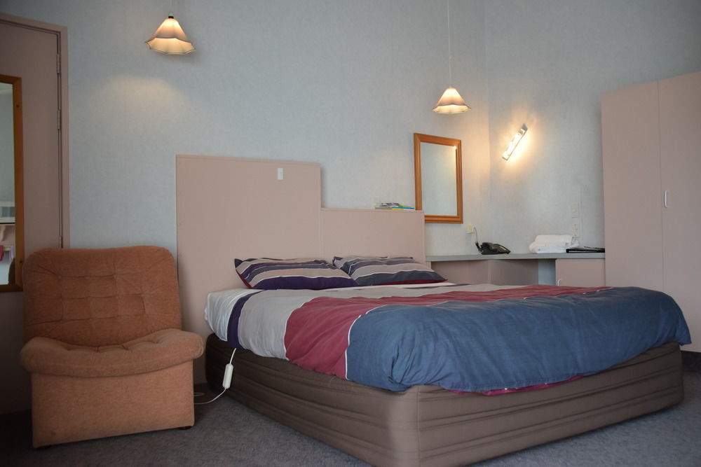 Fiordland National Park Lodge Te Anau Downs Exterior foto