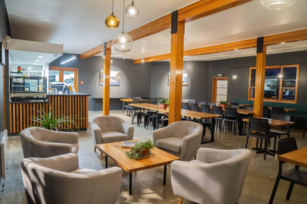 Fiordland National Park Lodge Te Anau Downs Exterior foto