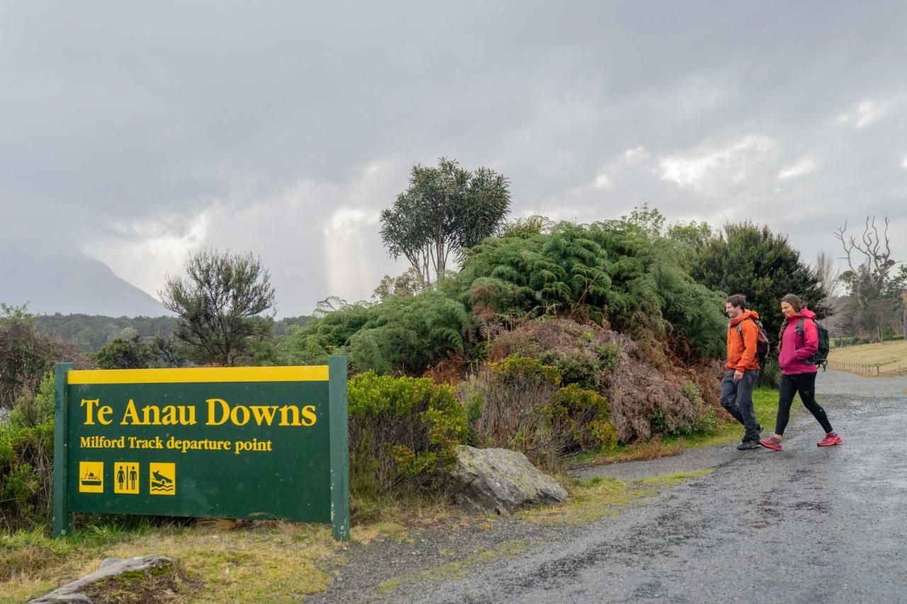 Fiordland National Park Lodge Te Anau Downs Exterior foto