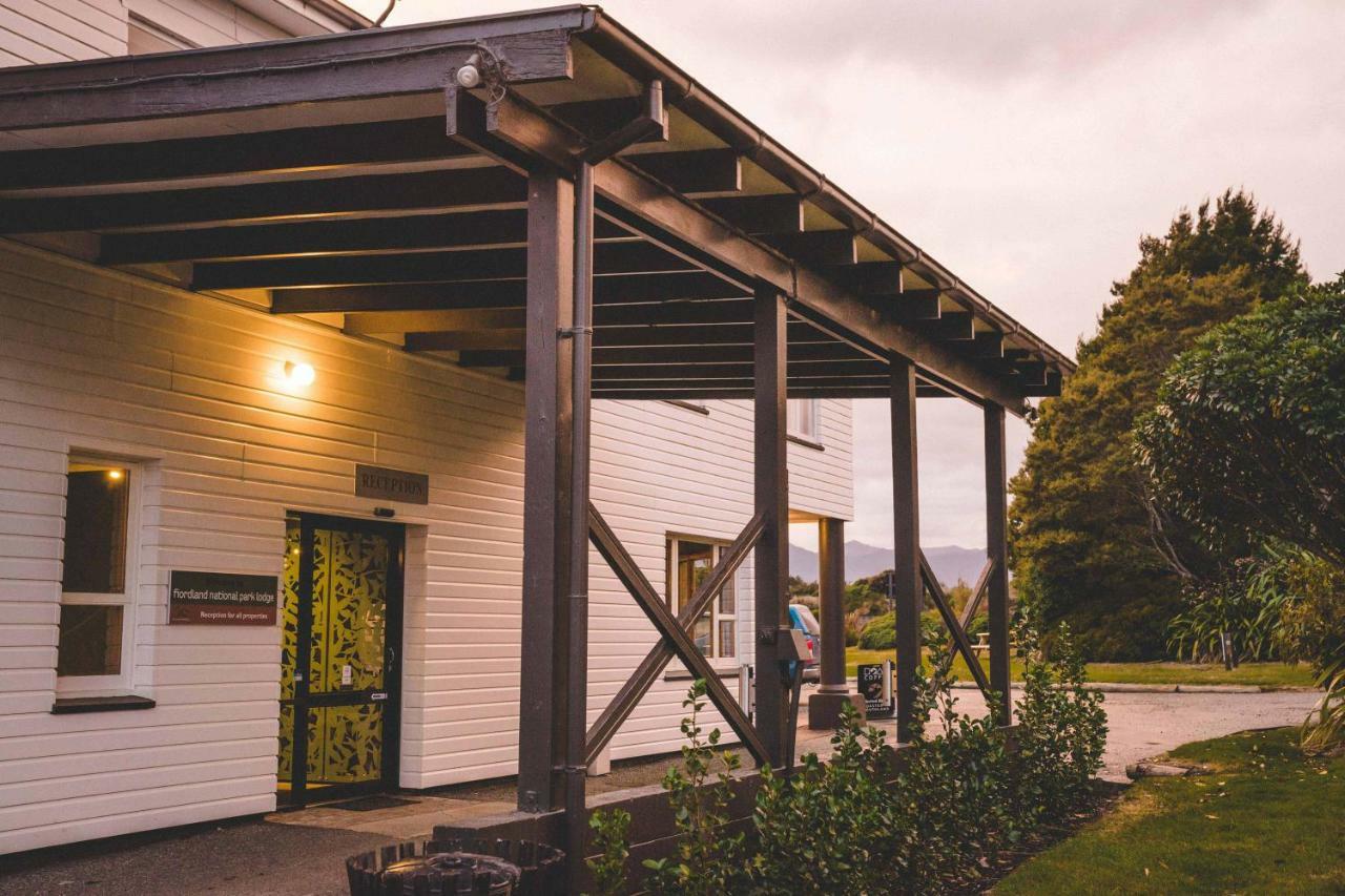 Fiordland National Park Lodge Te Anau Downs Exterior foto